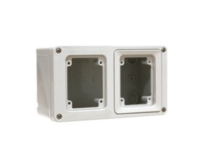 Cajas plasticas para tomas industriales de incrustar